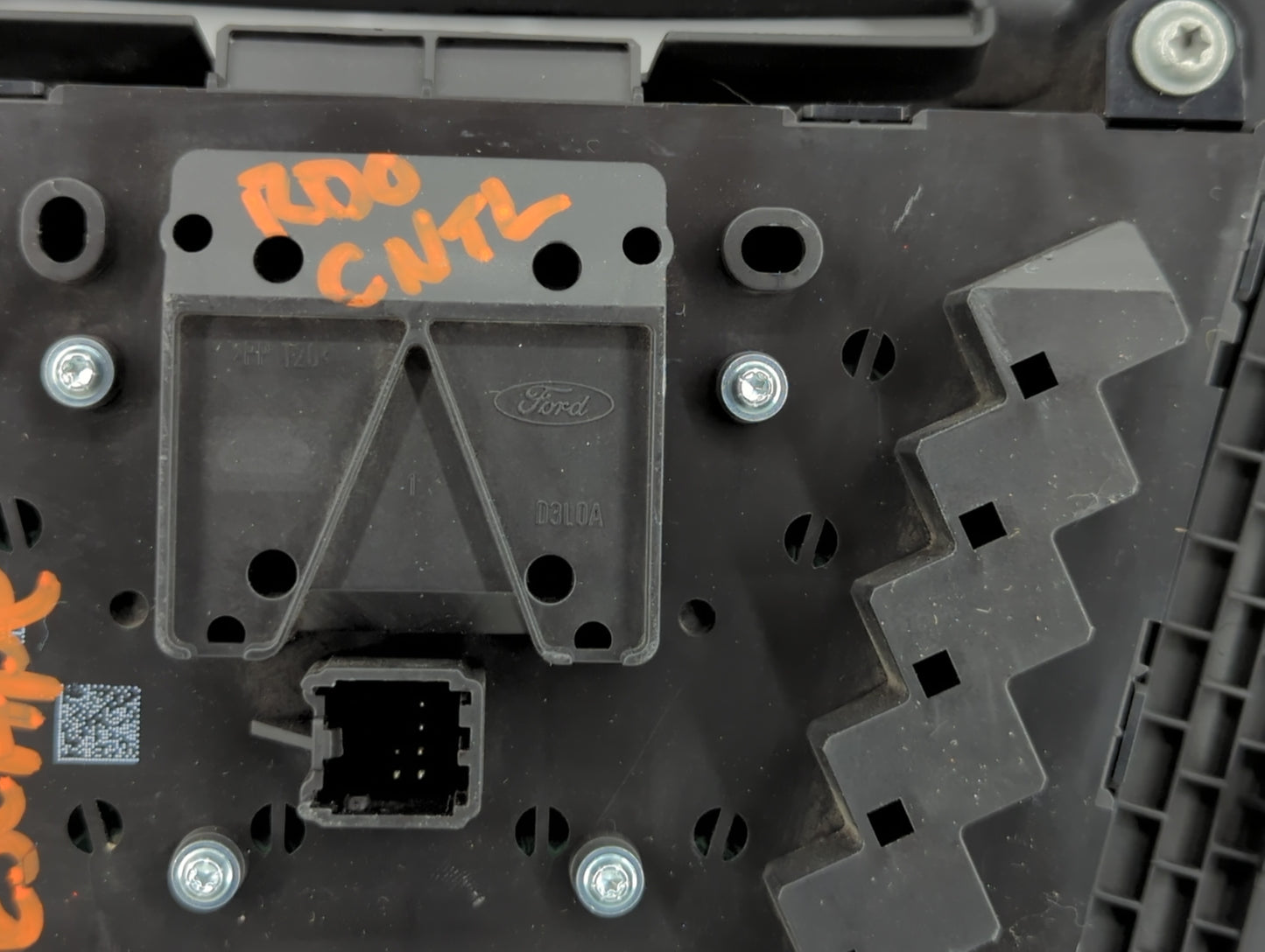 2013-2016 Ford Escape Radio Control Panel - Oemusedautoparts1.com
