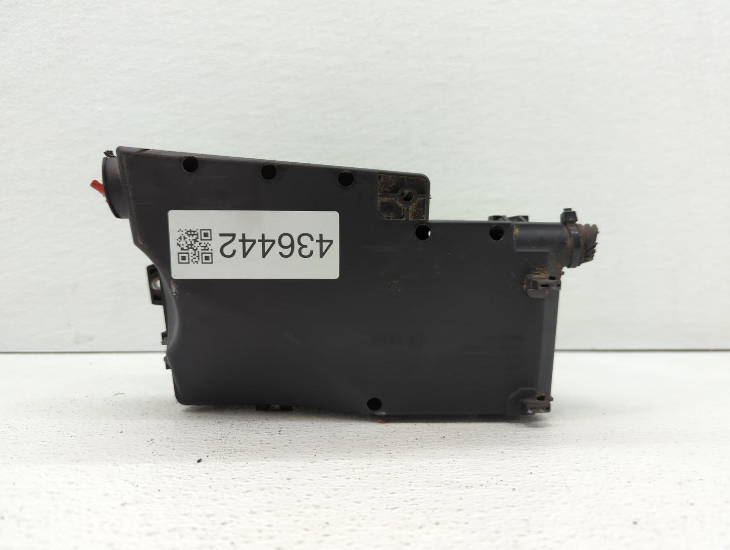 2013-2016 Ford Escape Fusebox Fuse Box Panel Relay Module P/N:AV6T-14A142-AB AV6T-14A067-AD Fits Fits 2013 2014 2015 2016 OE
