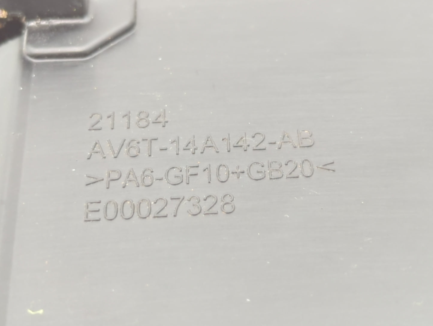 2013-2016 Ford Escape Fusebox Fuse Box Panel Relay Module P/N:AV6T-14A142-AB AV6T-14A067-AD Fits Fits 2013 2014 2015 2016 OE