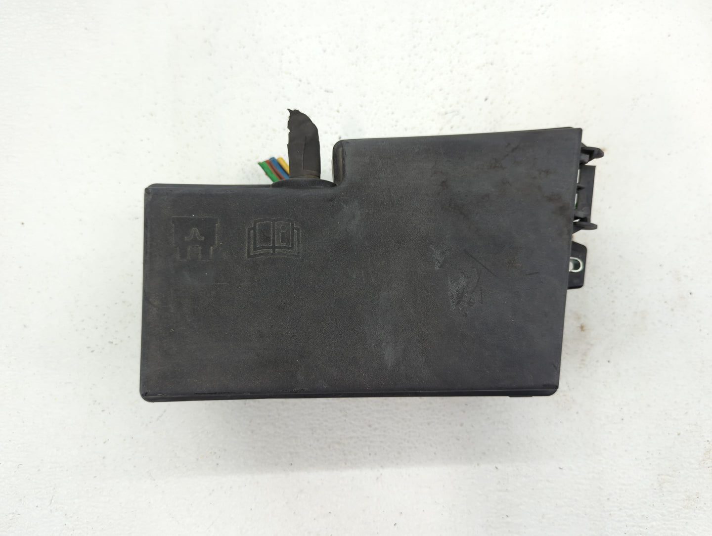 2013-2016 Ford Escape Fusebox Fuse Box Panel Relay Module P/N:AV6T-14A142-AB AV6T-14A067-AD Fits Fits 2013 2014 2015 2016 OE