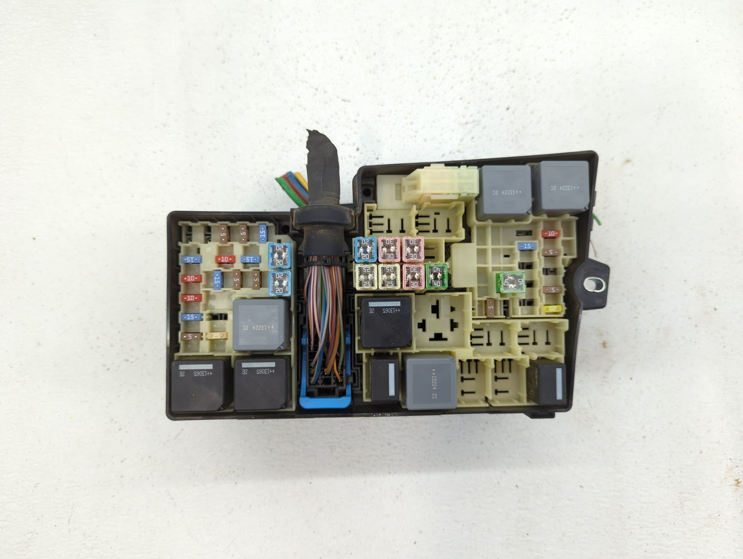 2013-2016 Ford Escape Fusebox Fuse Box Panel Relay Module P/N:AV6T-14A142-AB AV6T-14A067-AD Fits Fits 2013 2014 2015 2016 OE