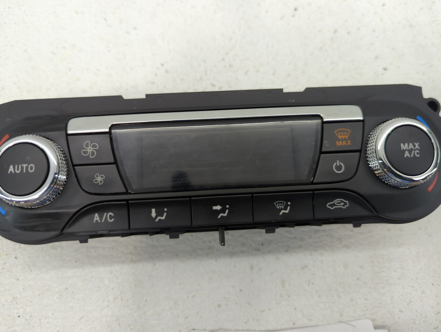 2013-2015 Ford Escape Climate Control Module Temperature AC/Heater Replacement P/N:CJ5T-18C612-AE CJ5T-18C612-BC Fits OEM Us