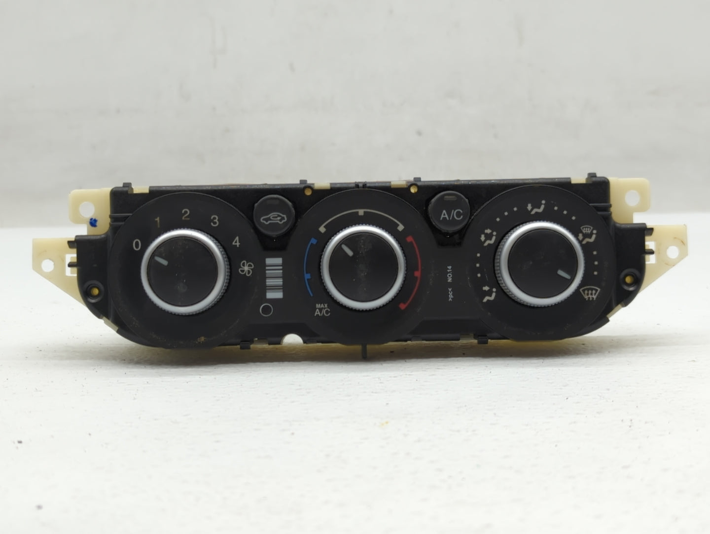 2013-2016 Ford Escape Climate Control Module Temperature AC/Heater Replacement P/N:CJ5T-19980-CF CJ5T-19980-CK Fits OEM Used
