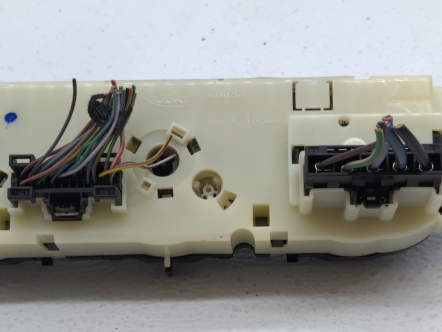 2013-2016 Ford Escape Climate Control Module Temperature AC/Heater Replacement P/N:CJ5T-19980-CF CJ5T-19980-CK Fits OEM Used