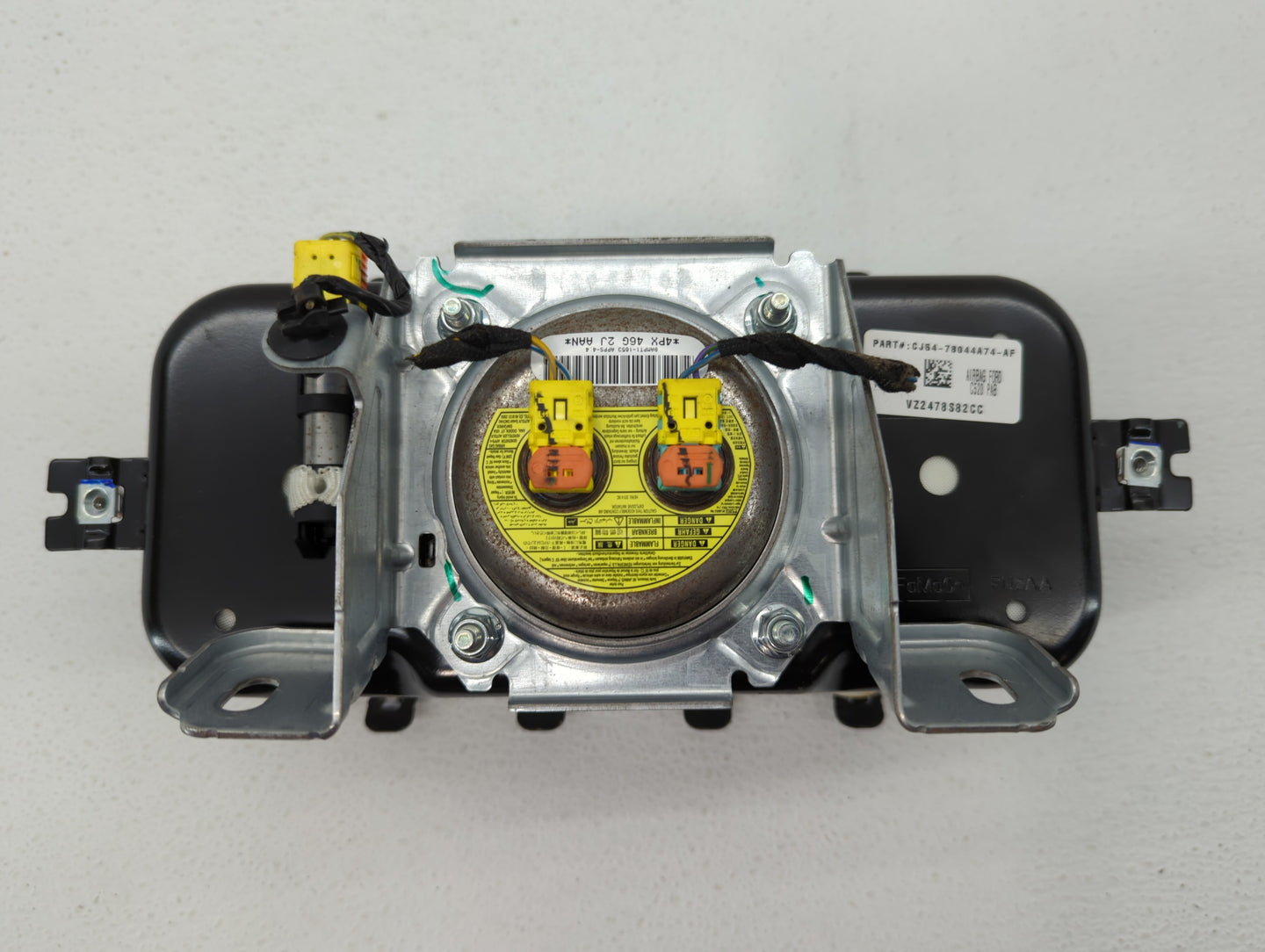 2013-2014 Ford Escape Air Bag Passenger Right Dashboard Oem - Oemusedautoparts1.com