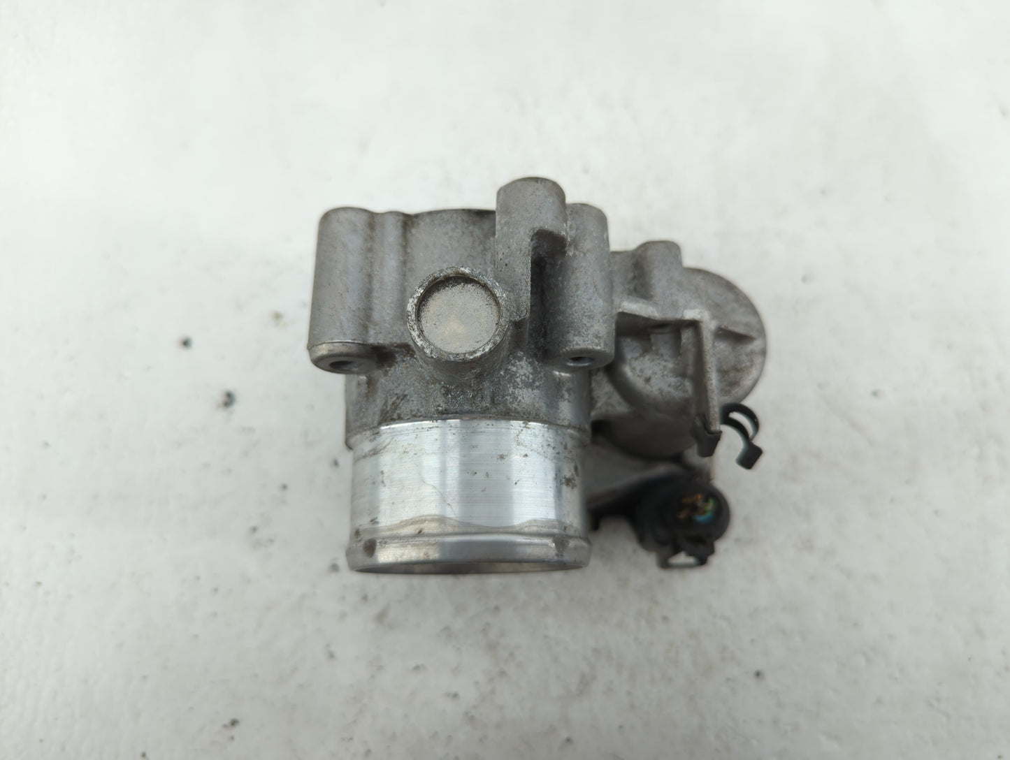 2013-2016 Ford Escape Throttle Body P/N:7S7G-9F991-CA Fits Fits 2013 2014 2015 2016 2017 2018 2019 OEM Used Auto Parts - Oem