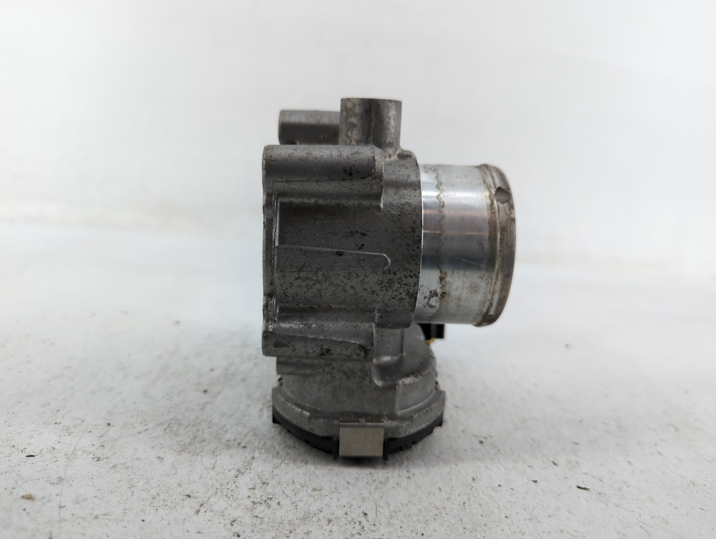 2013-2016 Ford Escape Throttle Body P/N:7S7G-9F991-CA Fits Fits 2013 2014 2015 2016 2017 2018 2019 OEM Used Auto Parts - Oem