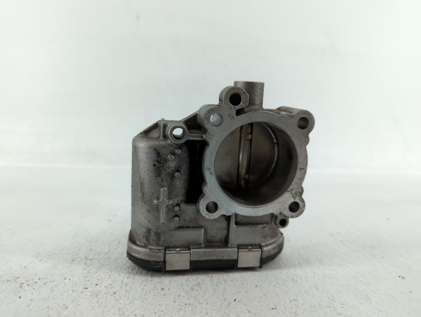 2013-2016 Ford Escape Throttle Body P/N:7S7G-9F991-CA Fits Fits 2013 2014 2015 2016 2017 2018 2019 OEM Used Auto Parts - Oem