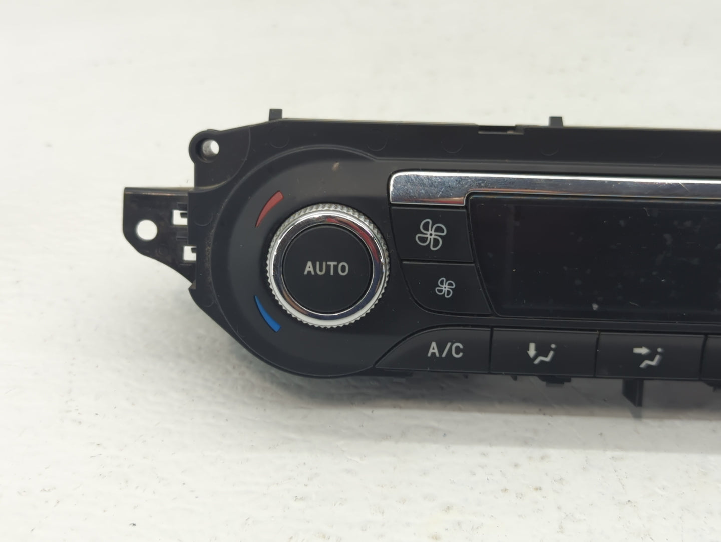 2013-2015 Ford Escape Climate Control Module Temperature AC/Heater Replacement P/N:CJ5T-18C612-BA CJ5T-18C612-BC Fits OEM Us
