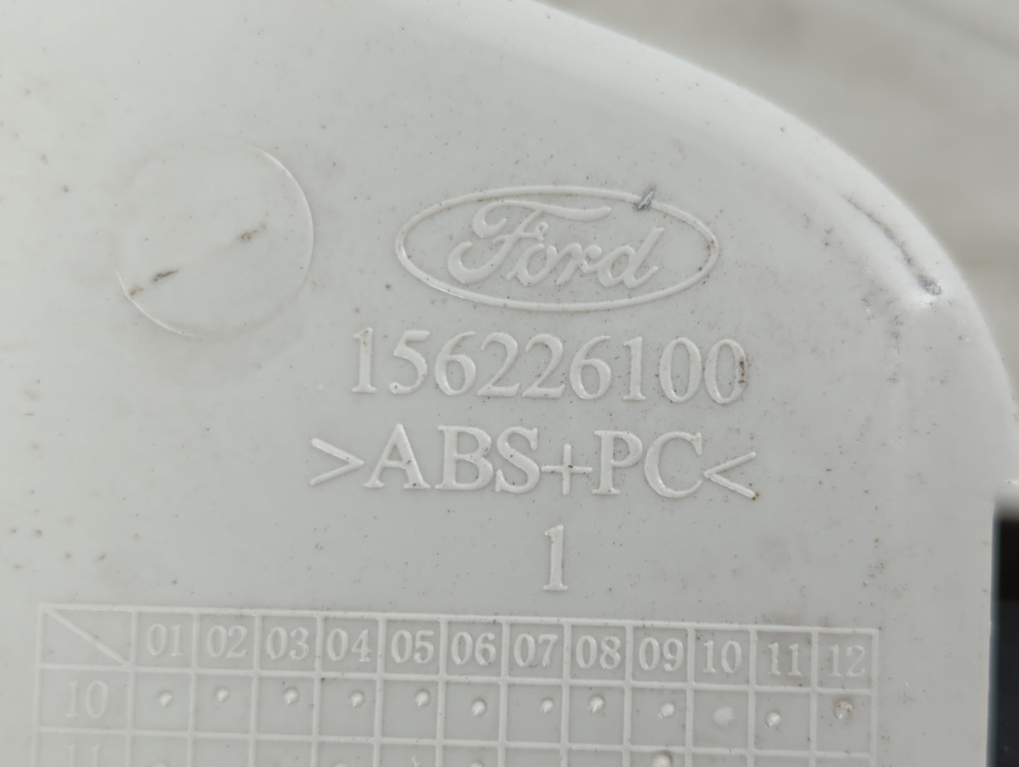 2013-2014 Ford Escape Overhead Roof Console Interior Dome Light Cream - Oemusedautoparts1.com