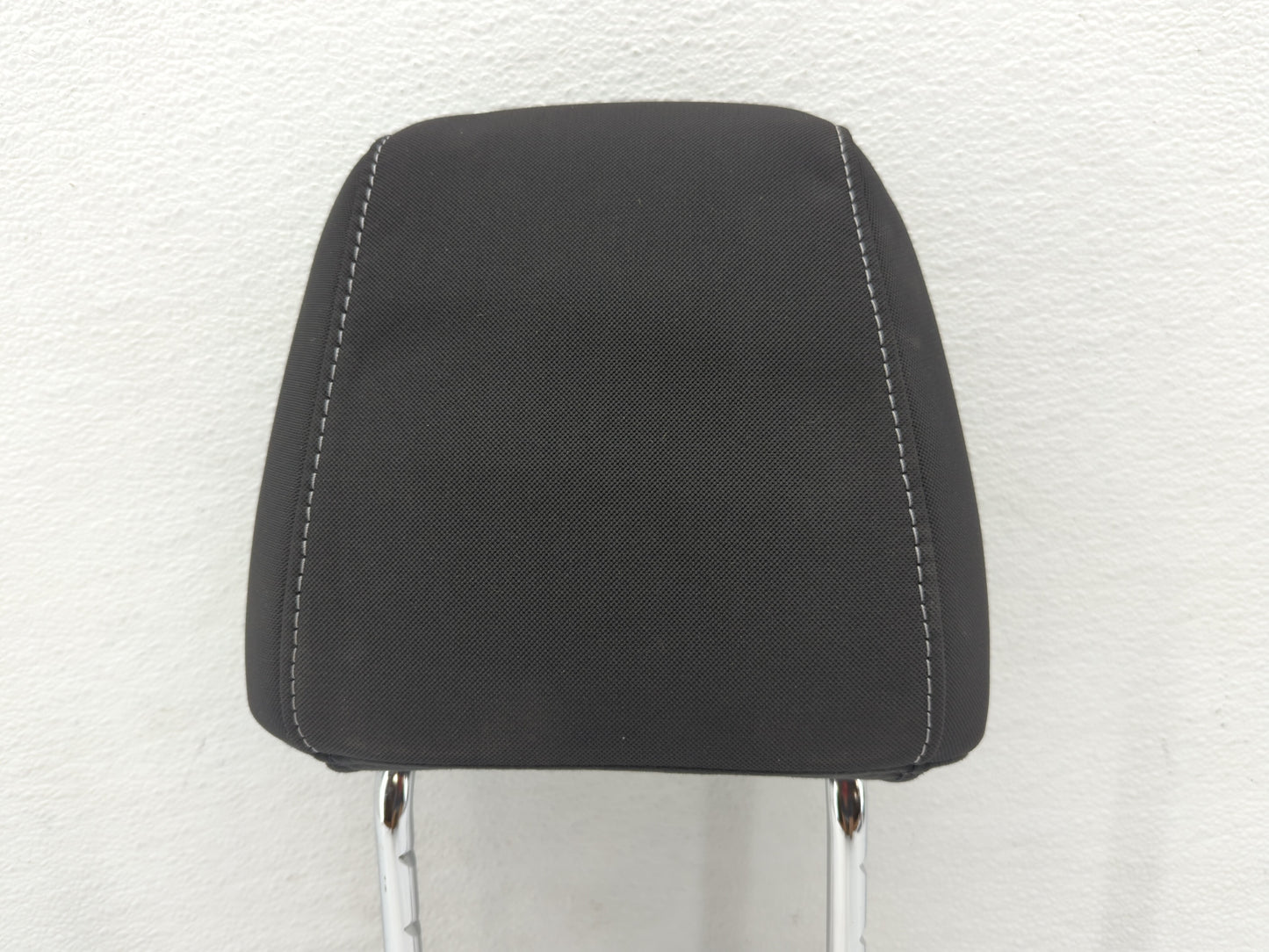 2013-2015 Ford Escape Headrest Head Rest Front Driver Passenger Seat - Oemusedautoparts1.com
