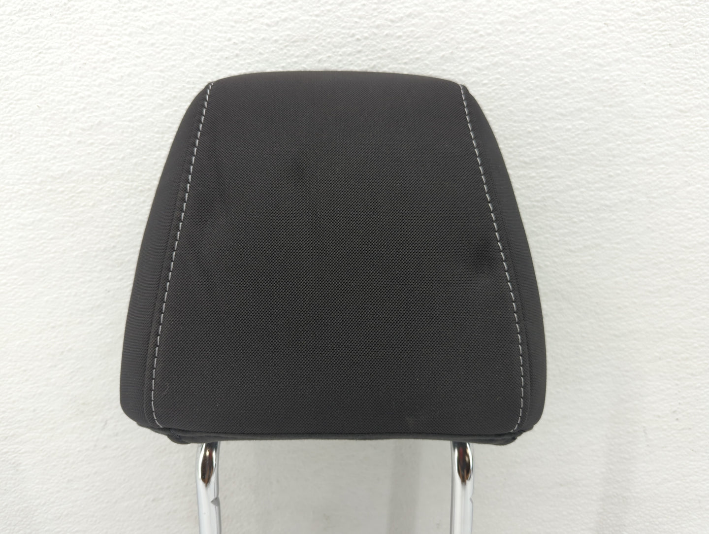2013-2015 Ford Escape Headrest Head Rest Front Driver Passenger Seat - Oemusedautoparts1.com