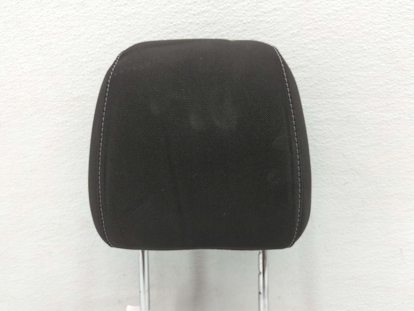 2013-2015 Ford Escape Headrest Head Rest Front Driver Passenger Seat - Oemusedautoparts1.com
