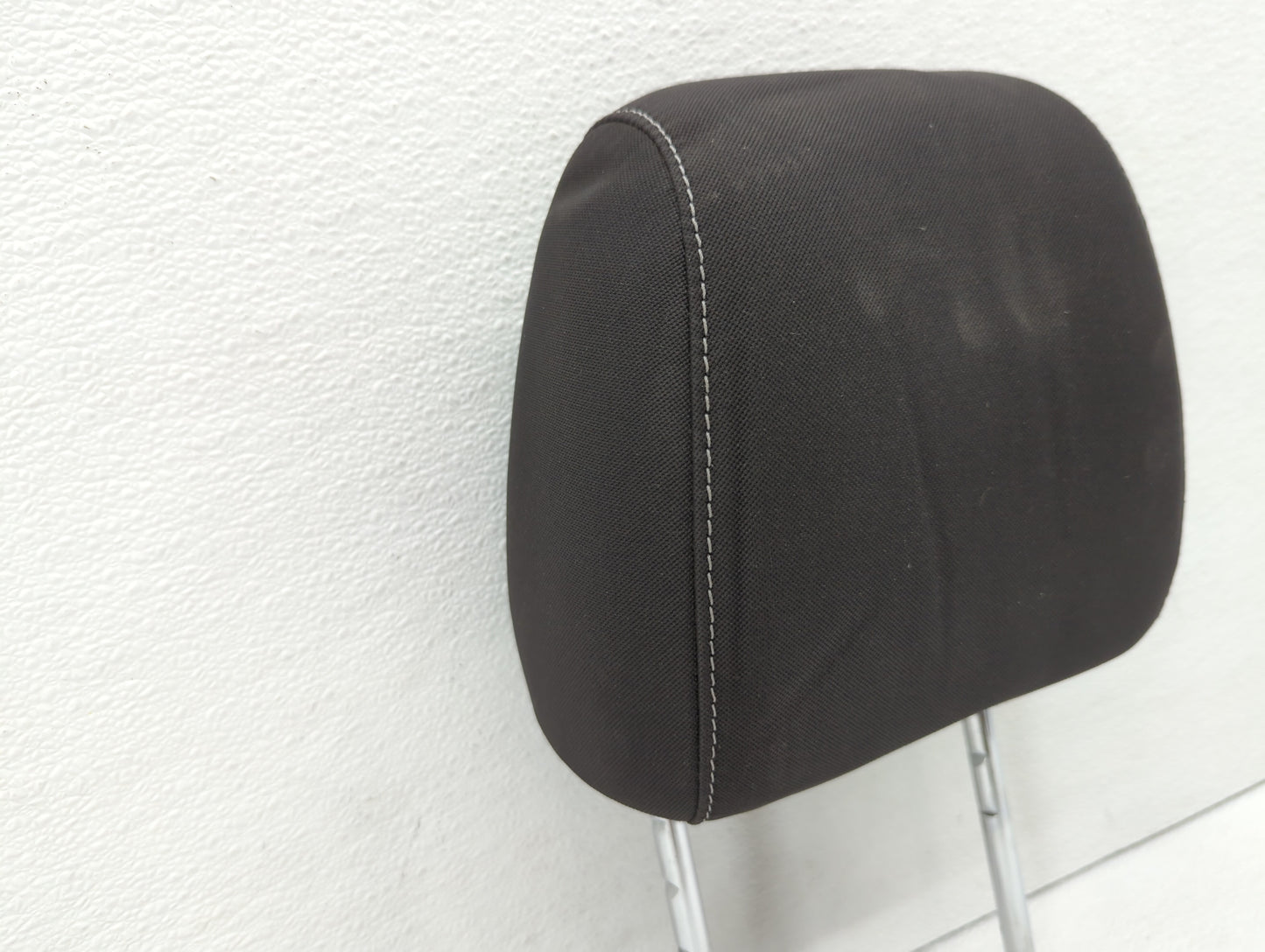 2013-2015 Ford Escape Headrest Head Rest Front Driver Passenger Seat - Oemusedautoparts1.com