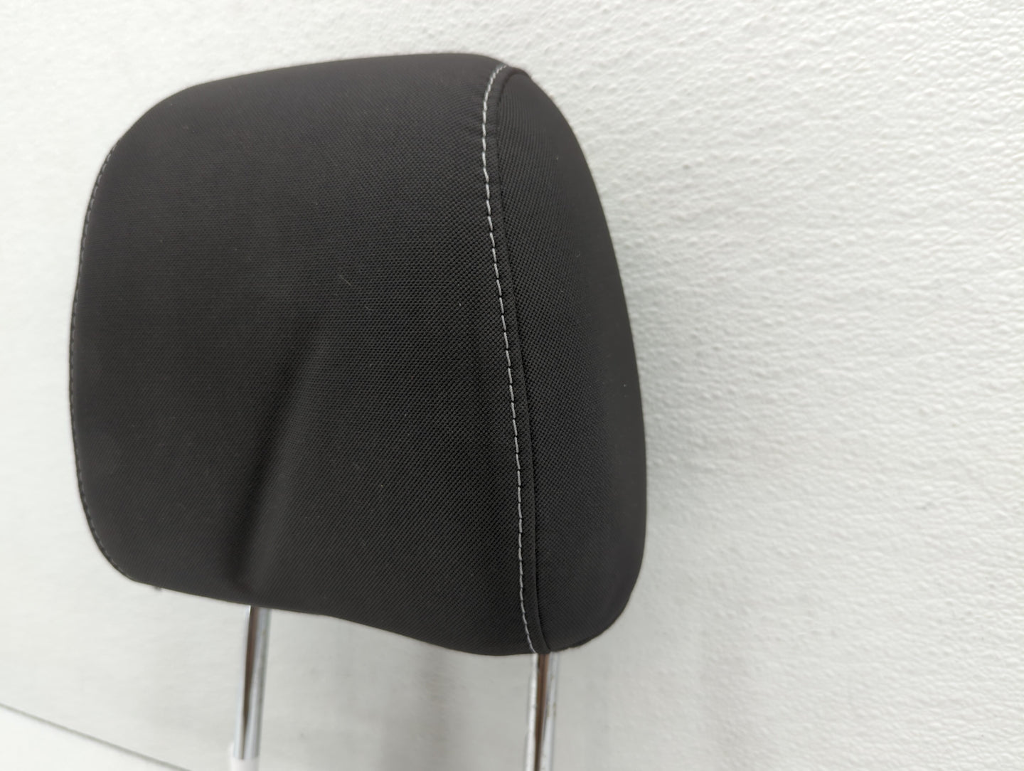 2014-2015 Ford Escape Headrest Head Rest Front Driver Passenger Seat - Oemusedautoparts1.com
