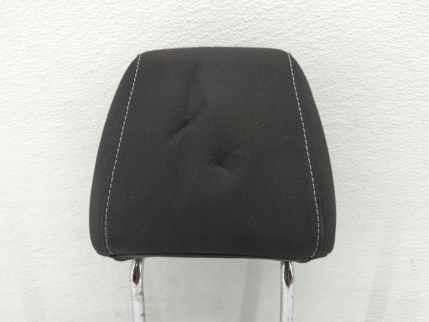 2014-2015 Ford Escape Headrest Head Rest Front Driver Passenger Seat - Oemusedautoparts1.com