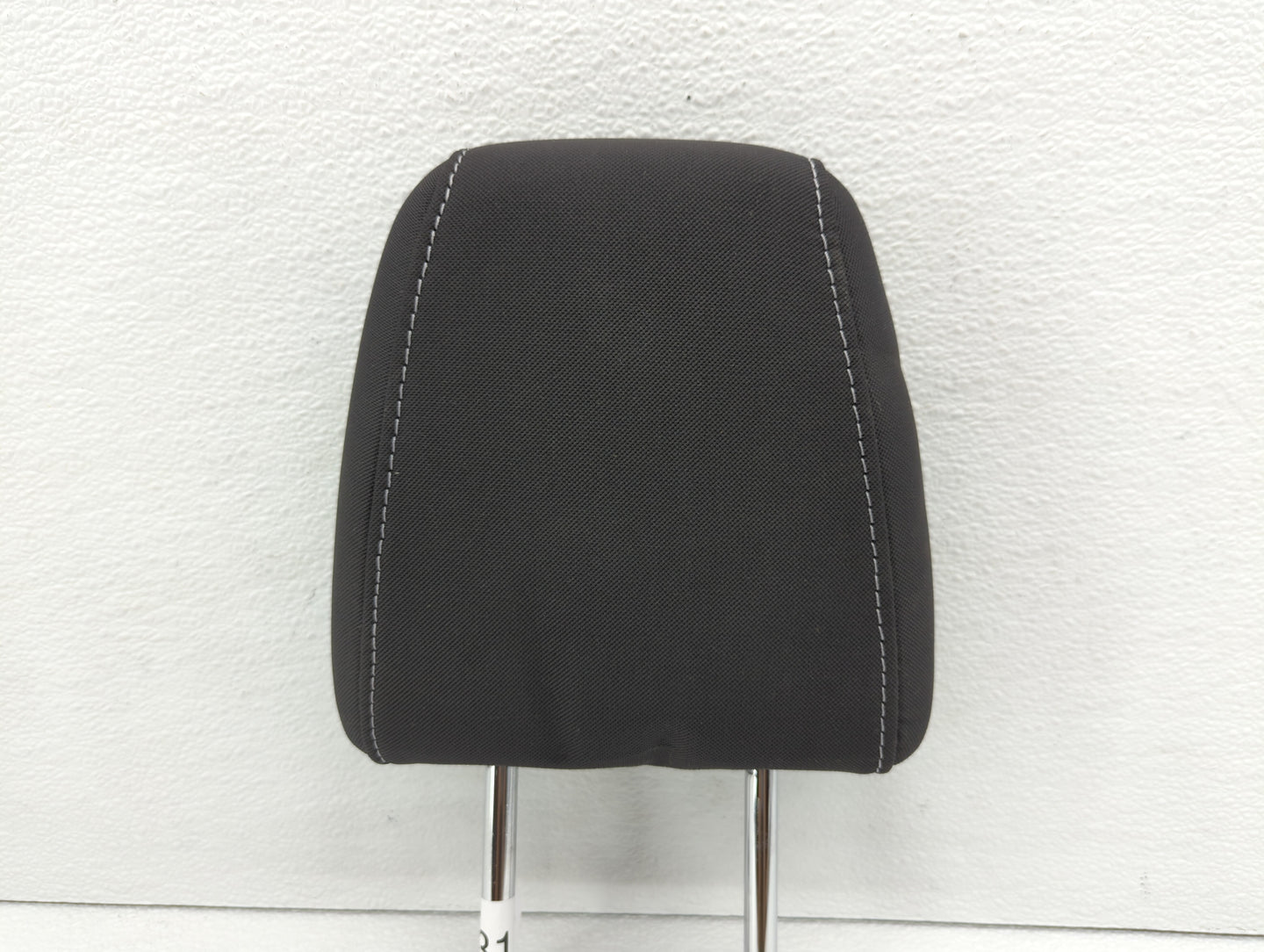 2013-2015 Ford Escape Headrest Head Rest Front Driver Passenger Seat - Oemusedautoparts1.com