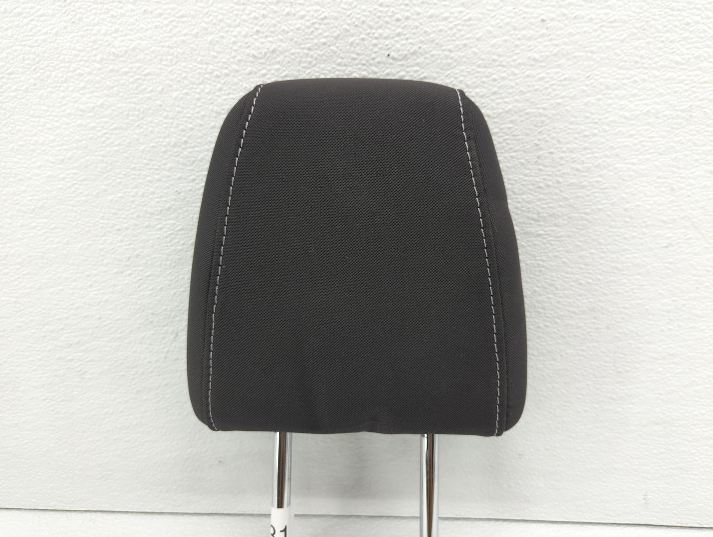 2013-2015 Ford Escape Headrest Head Rest Front Driver Passenger Seat - Oemusedautoparts1.com