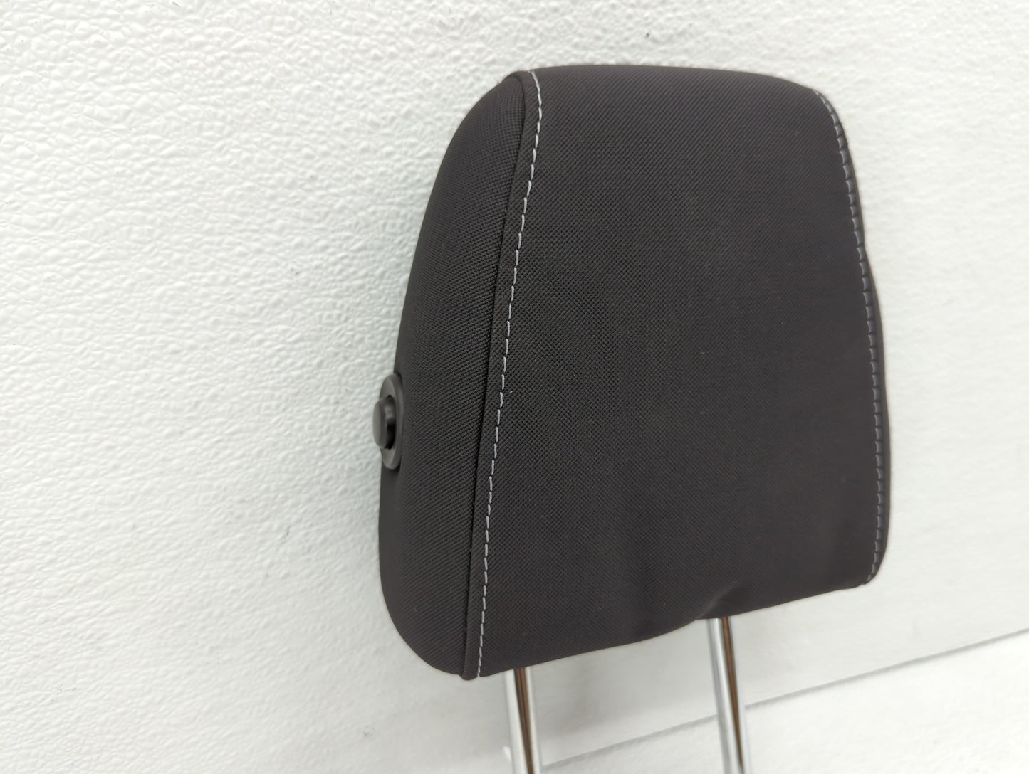 2013-2015 Ford Escape Headrest Head Rest Front Driver Passenger Seat - Oemusedautoparts1.com