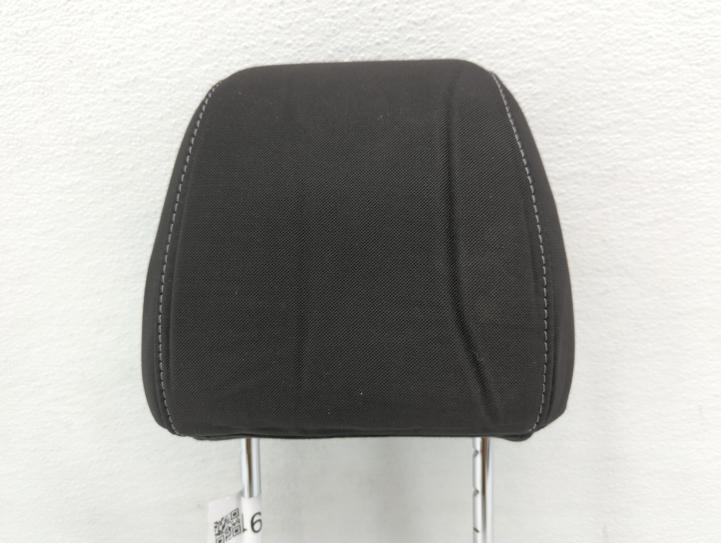 2013-2015 Ford Escape Headrest Head Rest Front Driver Passenger Seat - Oemusedautoparts1.com