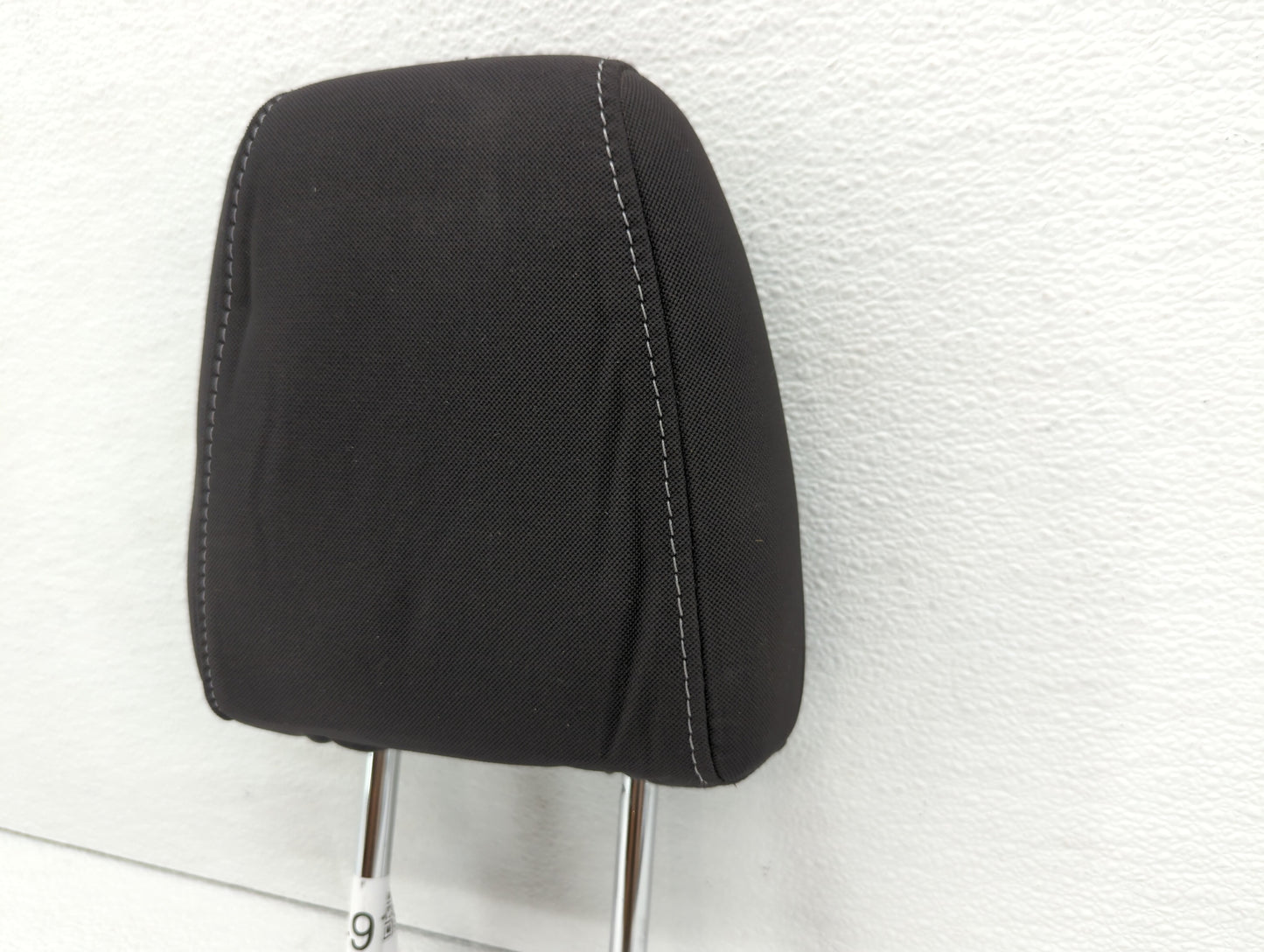 2013-2015 Ford Escape Headrest Head Rest Front Driver Passenger Seat - Oemusedautoparts1.com