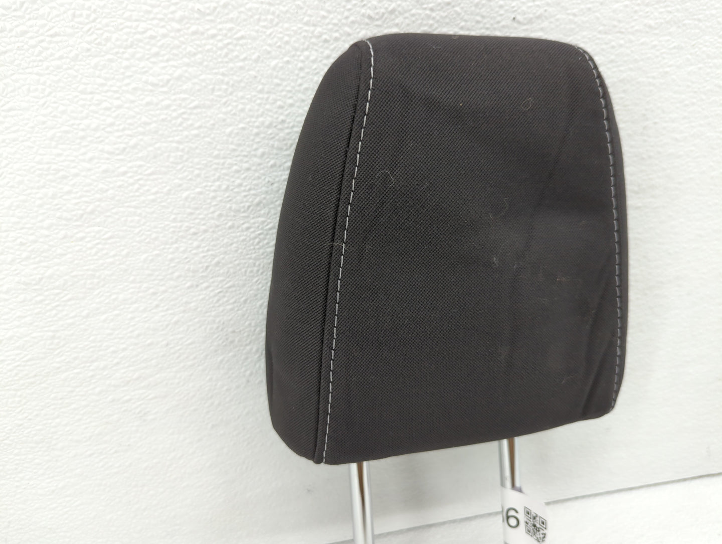 2014-2015 Ford Escape Headrest Head Rest Front Driver Passenger Seat - Oemusedautoparts1.com