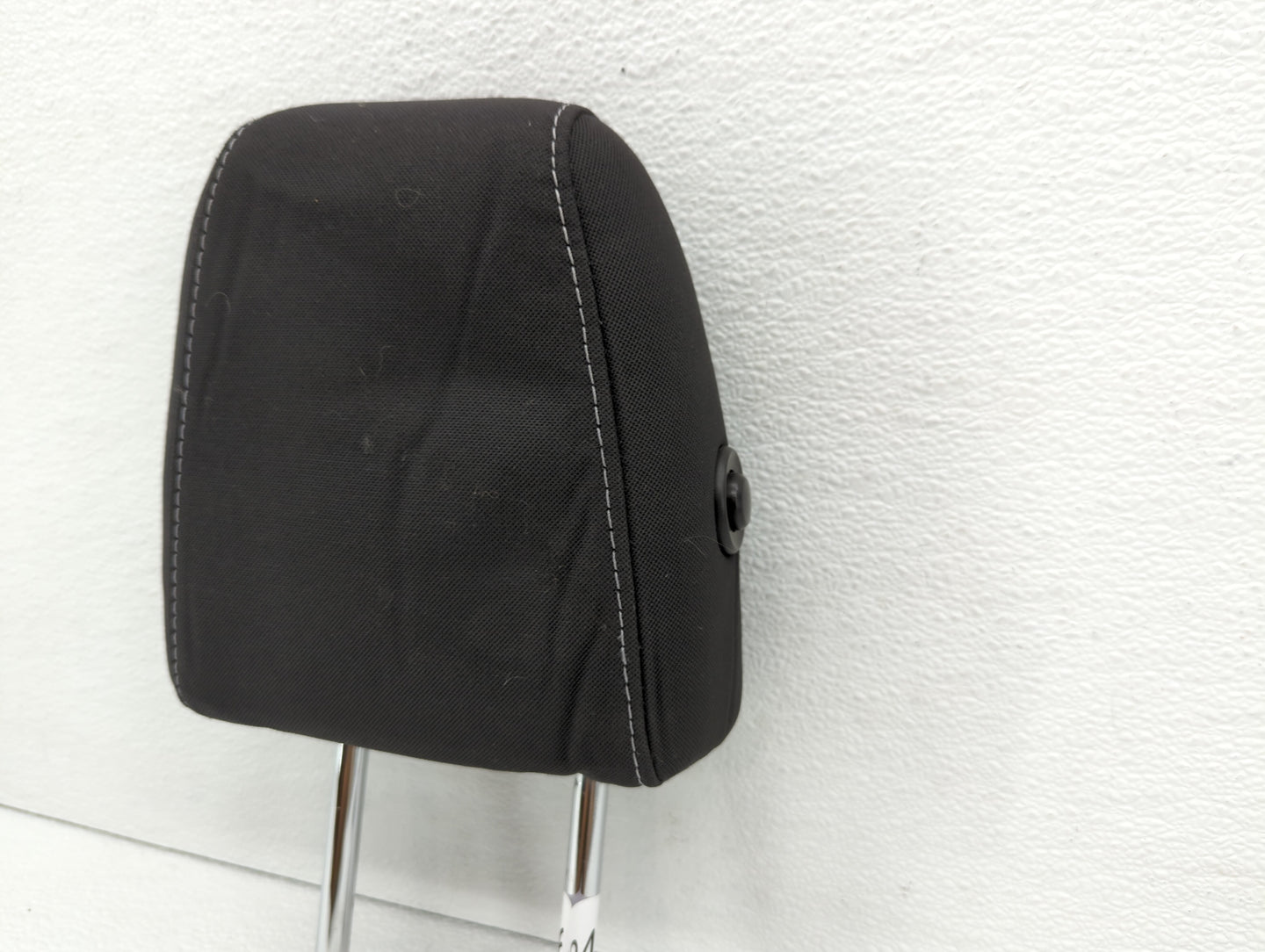 2014-2015 Ford Escape Headrest Head Rest Front Driver Passenger Seat - Oemusedautoparts1.com
