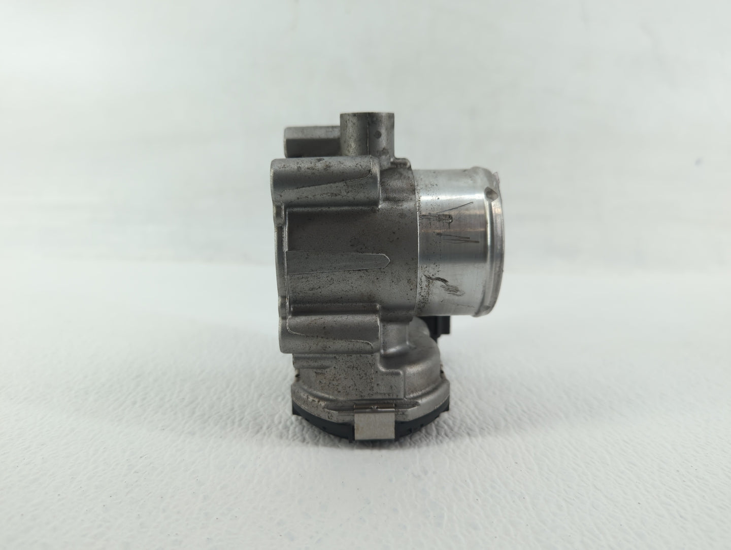 2013-2016 Ford Escape Throttle Body P/N:7S7G-9F991-CA Fits Fits 2013 2014 2015 2016 2017 2018 2019 OEM Used Auto Parts - Oem