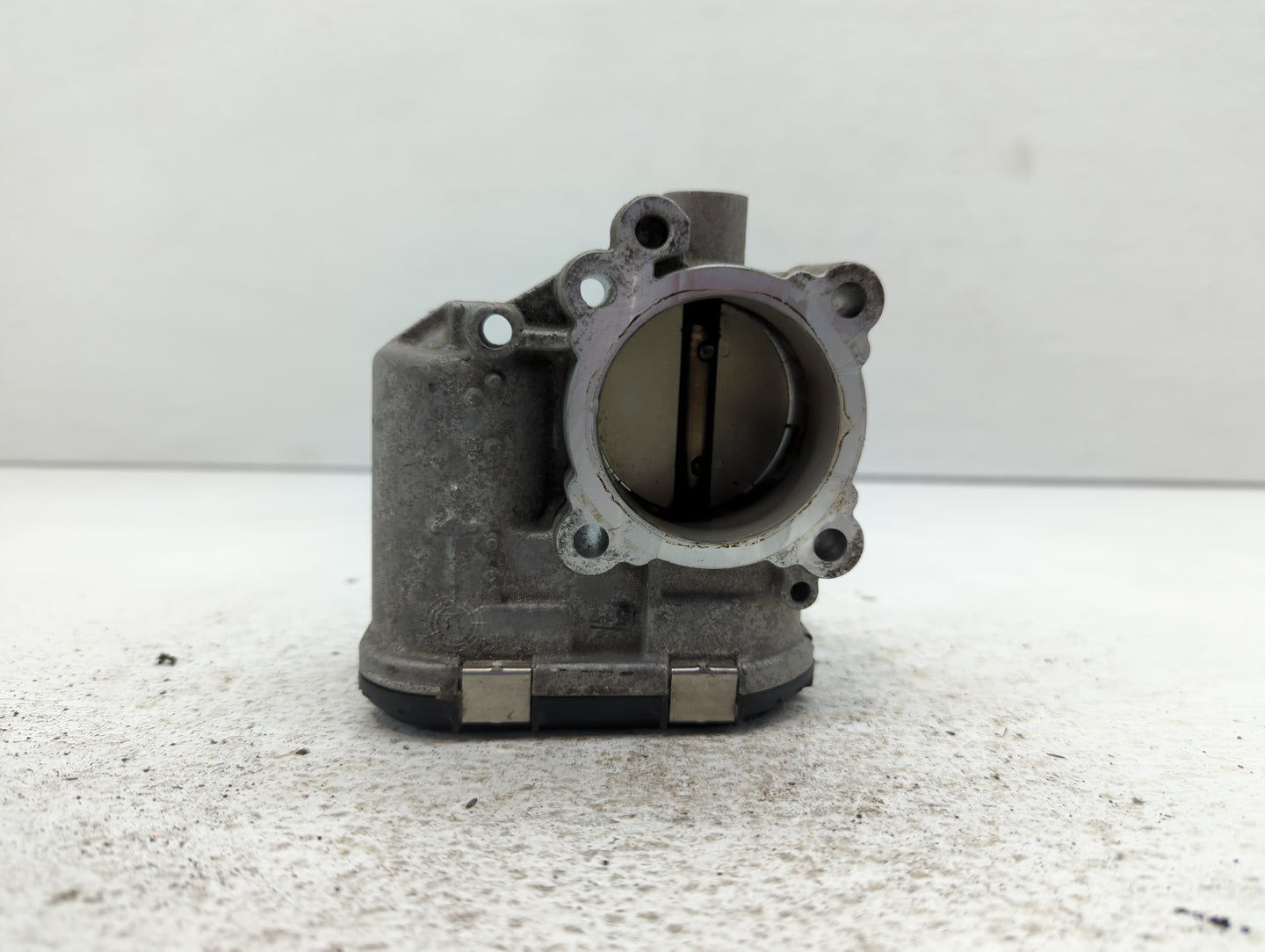 2013-2016 Ford Escape Throttle Body P/N:7S7G-9F991-CA Fits Fits 2013 2014 2015 2016 2017 2018 2019 OEM Used Auto Parts - Oem