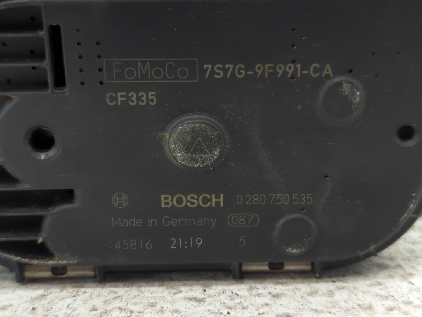 2013-2016 Ford Escape Throttle Body P/N:7S7G-9F991-CA Fits Fits 2013 2014 2015 2016 2017 2018 2019 OEM Used Auto Parts - Oem
