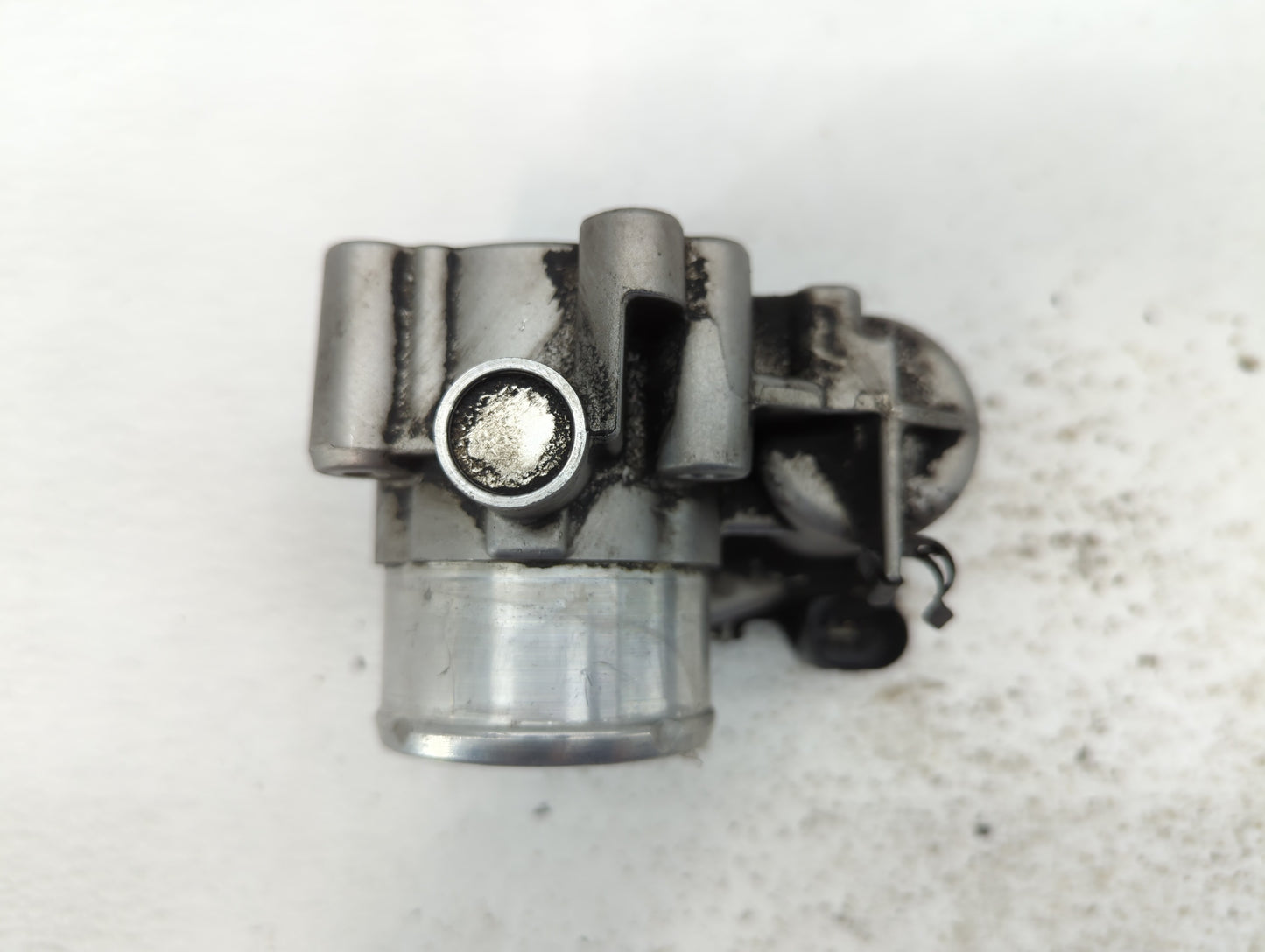 2013-2016 Ford Escape Throttle Body P/N:7S7G-9F991-CA Fits Fits 2013 2014 2015 2016 2017 2018 2019 OEM Used Auto Parts - Oem