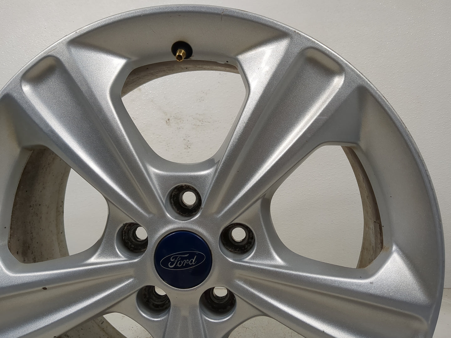 2013-2016 Ford Escape Oem Wheel Rim 5000846 - Oemusedautoparts1.com