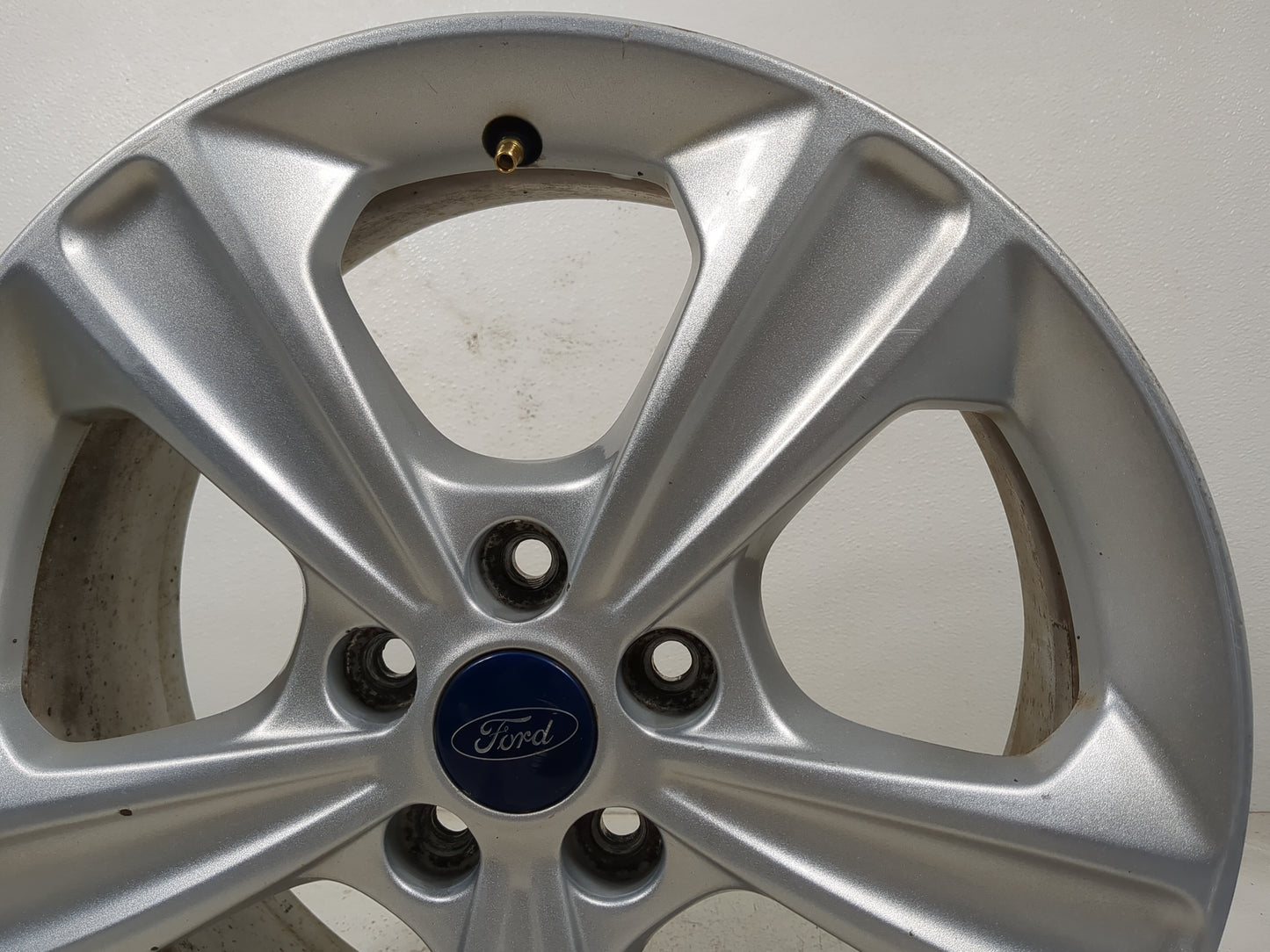 2013-2016 Ford Escape Oem Wheel Rim 5000846 - Oemusedautoparts1.com