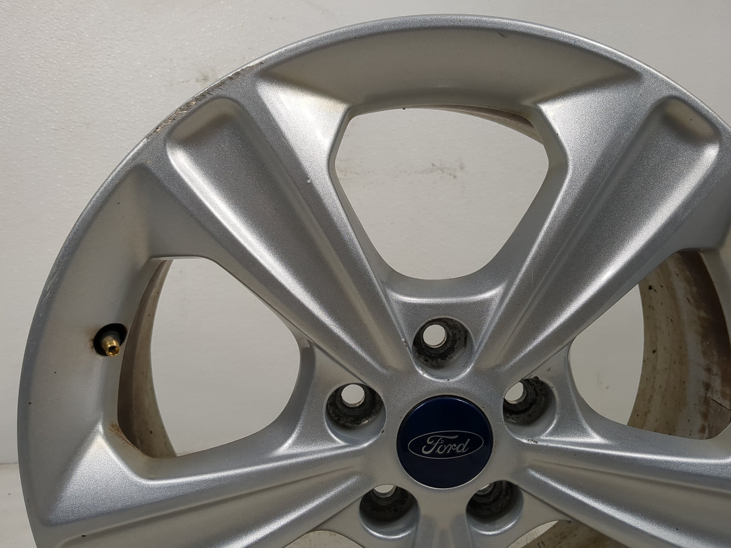 2013-2016 Ford Escape Oem Wheel Rim 5000847 - Oemusedautoparts1.com
