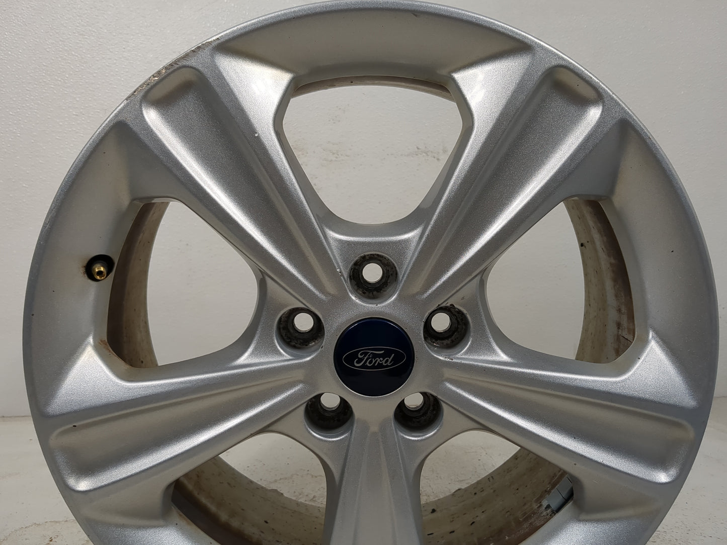 2013-2016 Ford Escape Oem Wheel Rim 5000847 - Oemusedautoparts1.com
