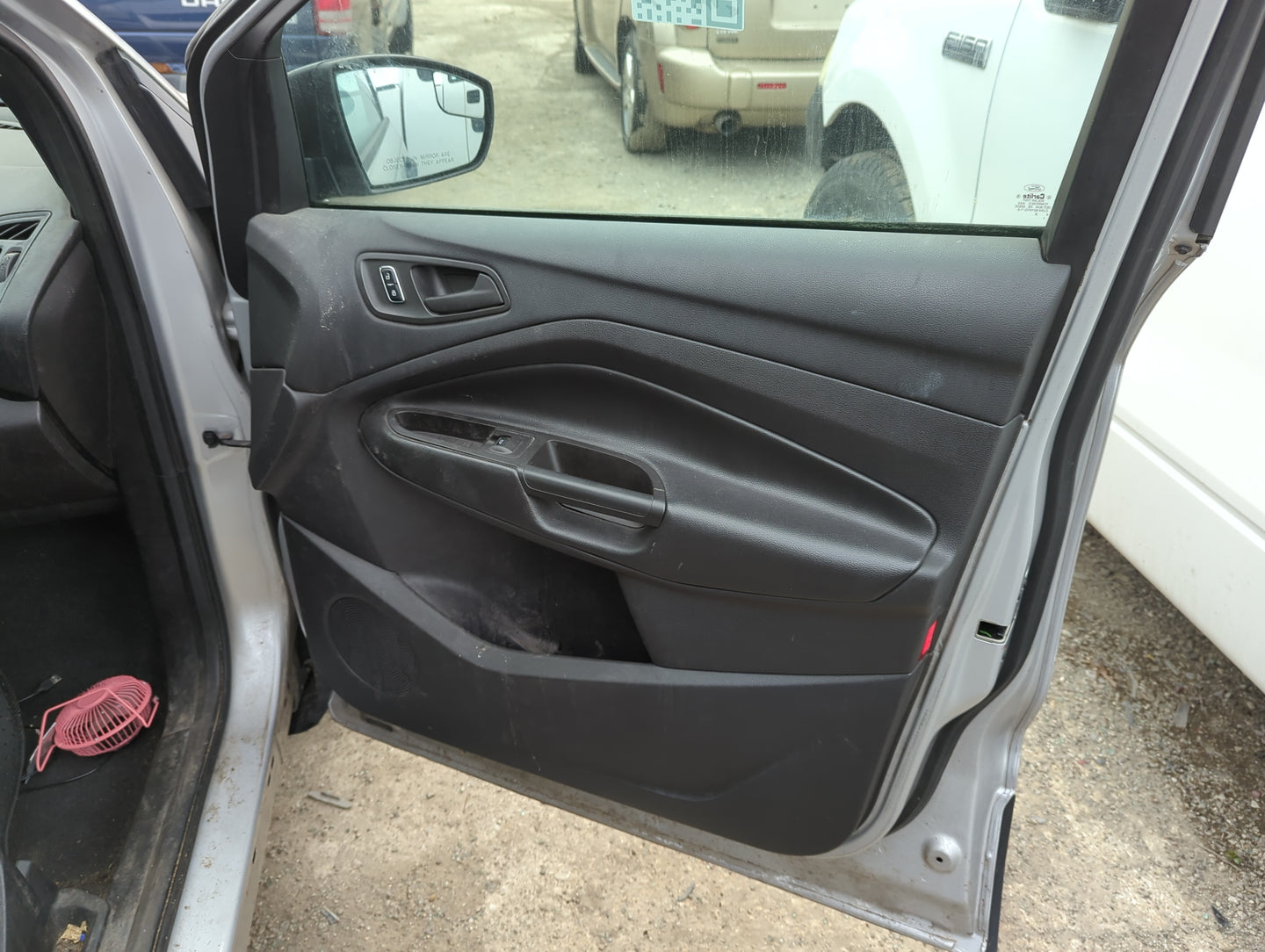 2014 Ford Escape Front Right Passenger Interior Door Panel Trim 5006795 - Oemusedautoparts1.com