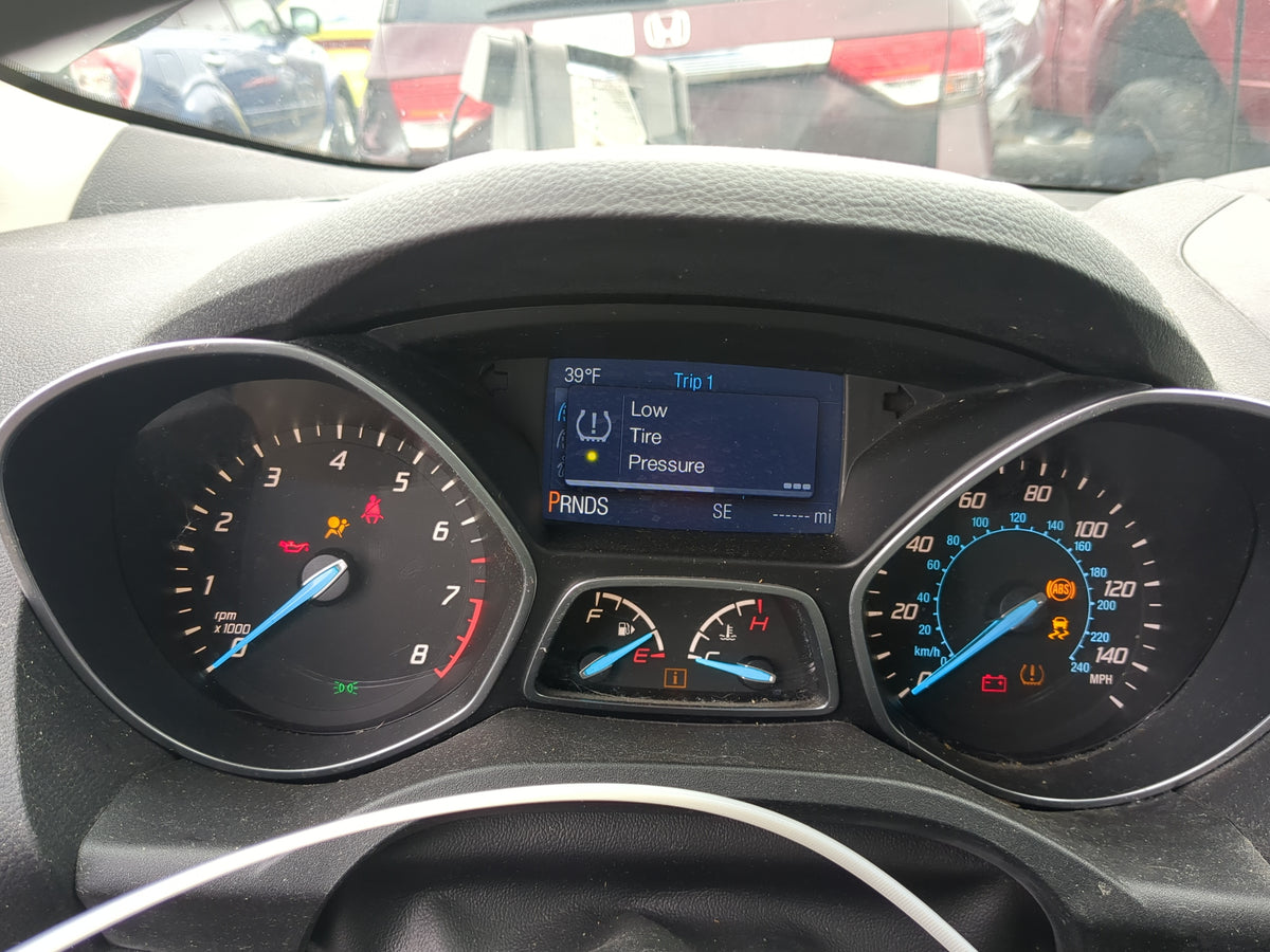 2013-2014 Ford Escape Instrument Cluster Speedometer Gauges Miles:186K Fits Fits 2013 2014 OEM Used Auto Parts - Oemusedauto