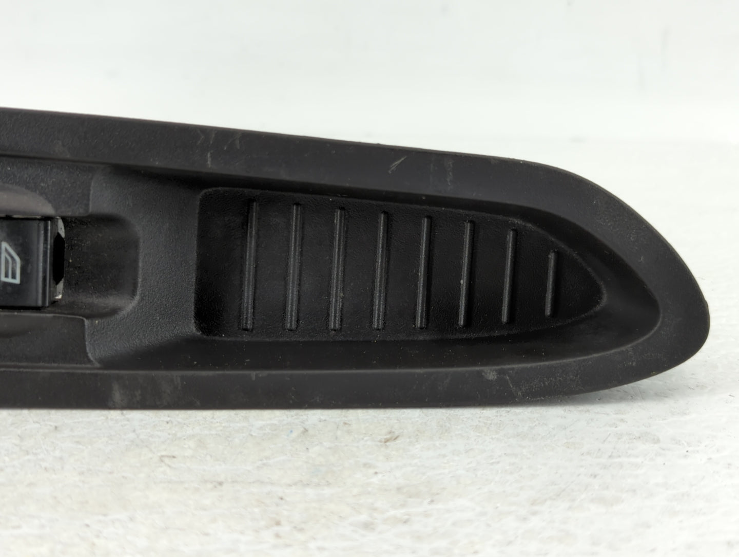 2014 Ford Escape Passenger Right Power Window Switch Cj54-s2gg90-ag3 - Oemusedautoparts1.com