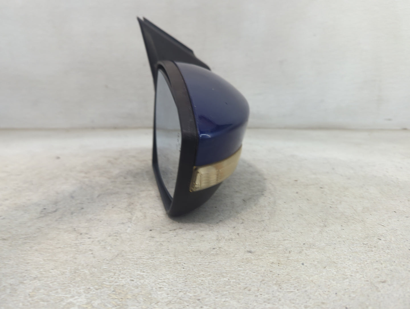 2013-2016 Ford Escape Passenger Side View Mirror - Right Door Mirror OEM Used - Oemusedautoparts1.com