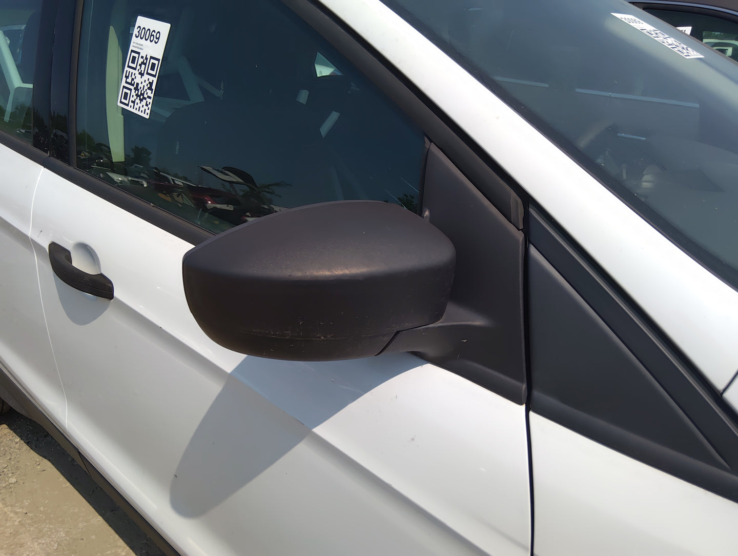 2013-2016 Ford Escape Passenger Side View Mirror - Right Door Mirror OEM Used - Oemusedautoparts1.com