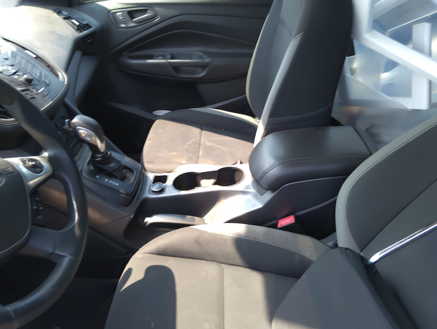 2013-2016 Ford Escape Center Floor Console Fits Fits 2013 2014 2015 2016 OEM Used Auto Parts - Oemusedautoparts1.com