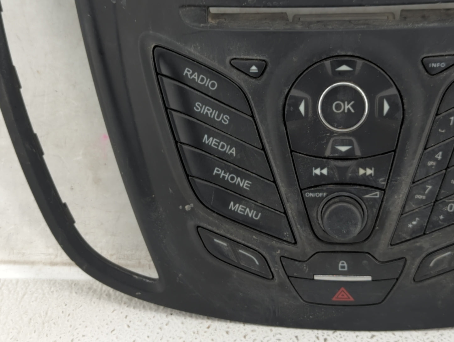2013-2016 Ford Escape Radio Control Panel - Oemusedautoparts1.com