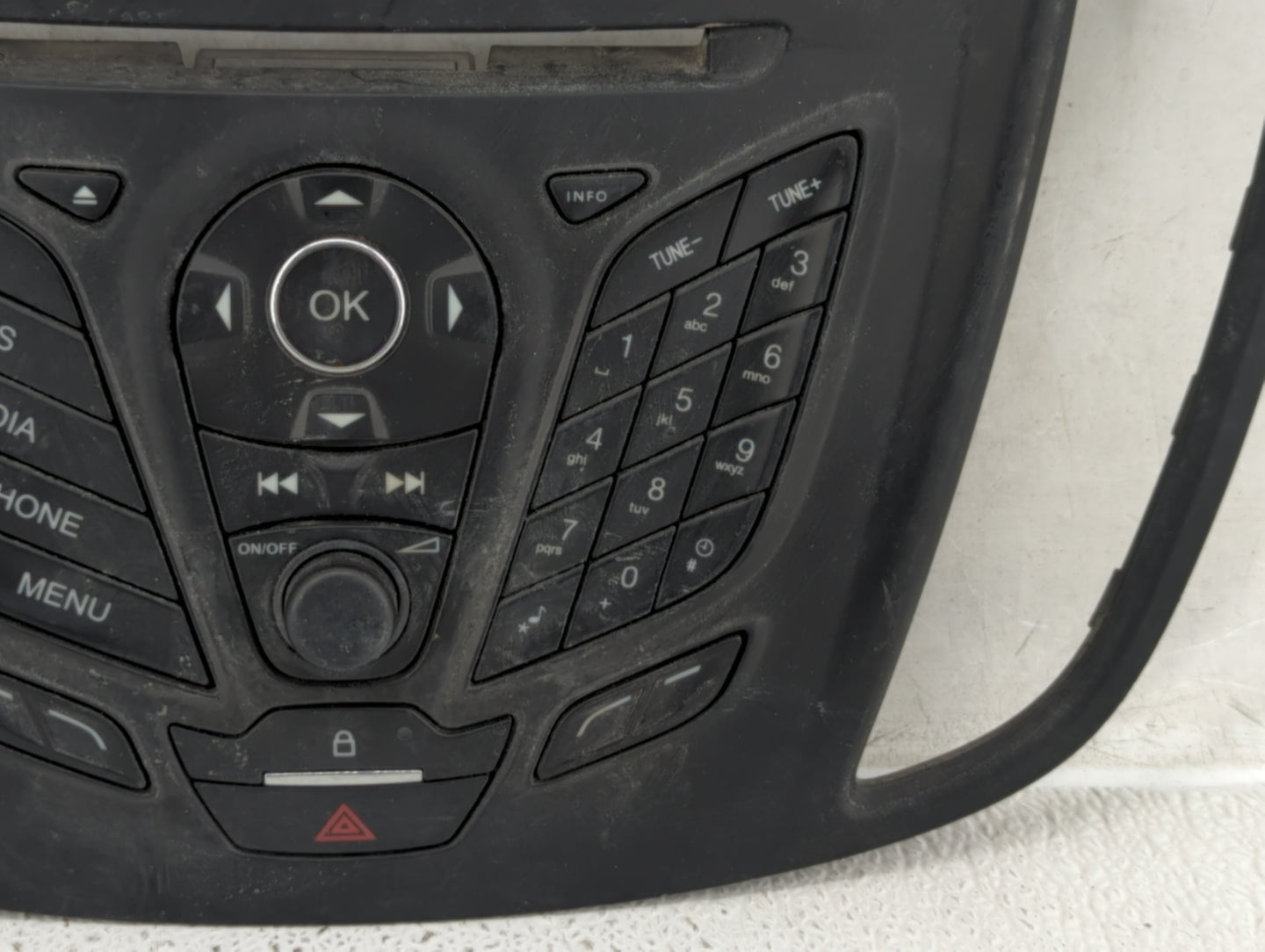 2013-2016 Ford Escape Radio Control Panel - Oemusedautoparts1.com