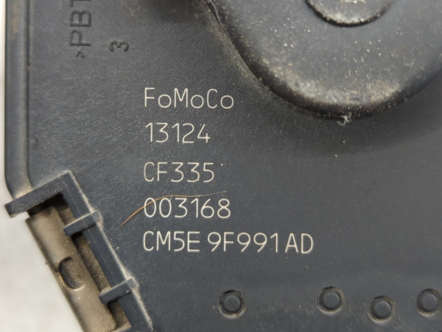 2013-2016 Ford Escape Throttle Body P/N:CM5E-9F991-AD Fits Fits 2012 2013 2014 2015 2016 2017 OEM Used Auto Parts - Oemuseda