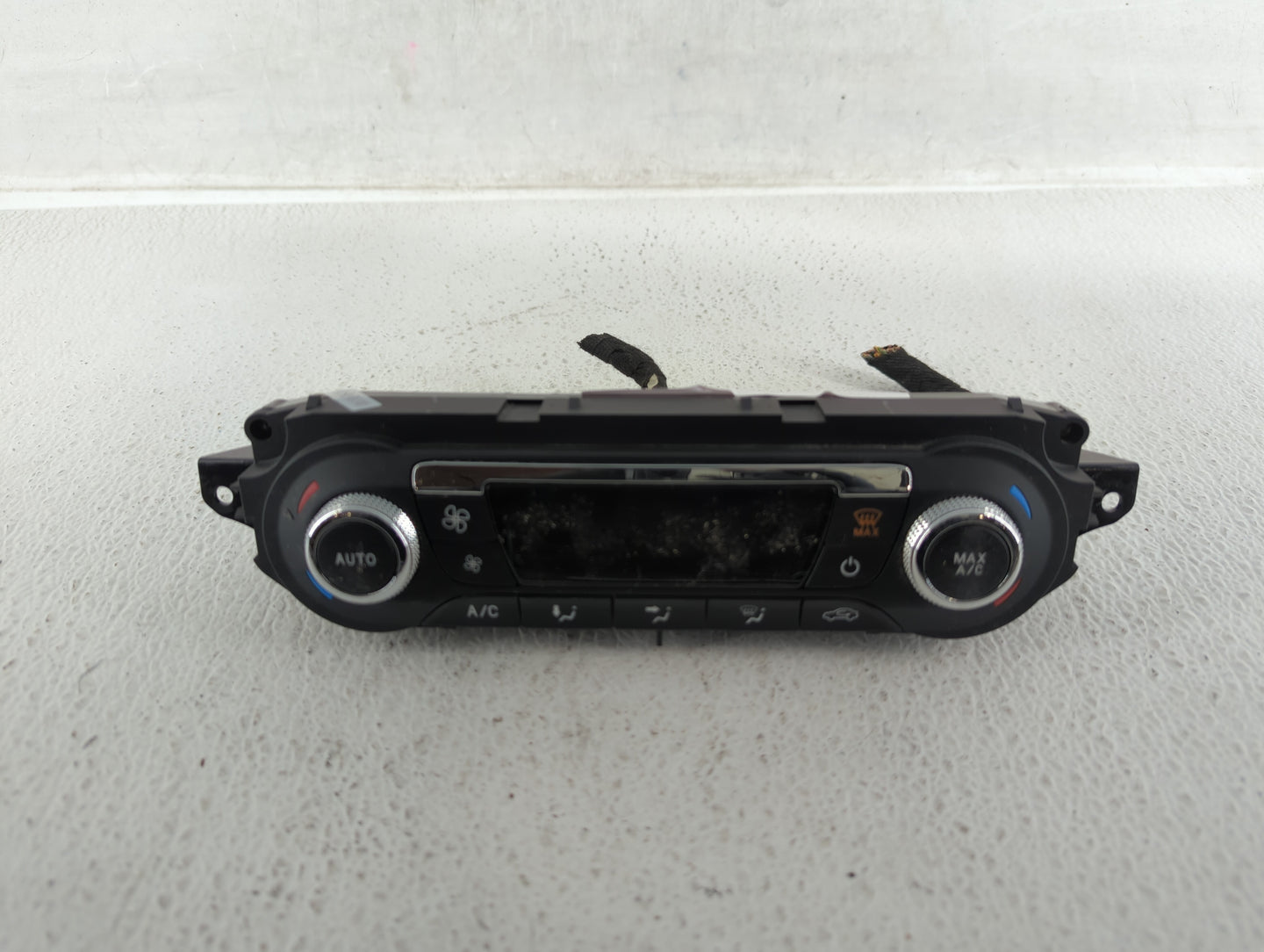 2013-2015 Ford Escape Climate Control Module Temperature AC/Heater Replacement P/N:CJ5T-18C612-BE CJ5T-18C612-AE Fits OEM Us
