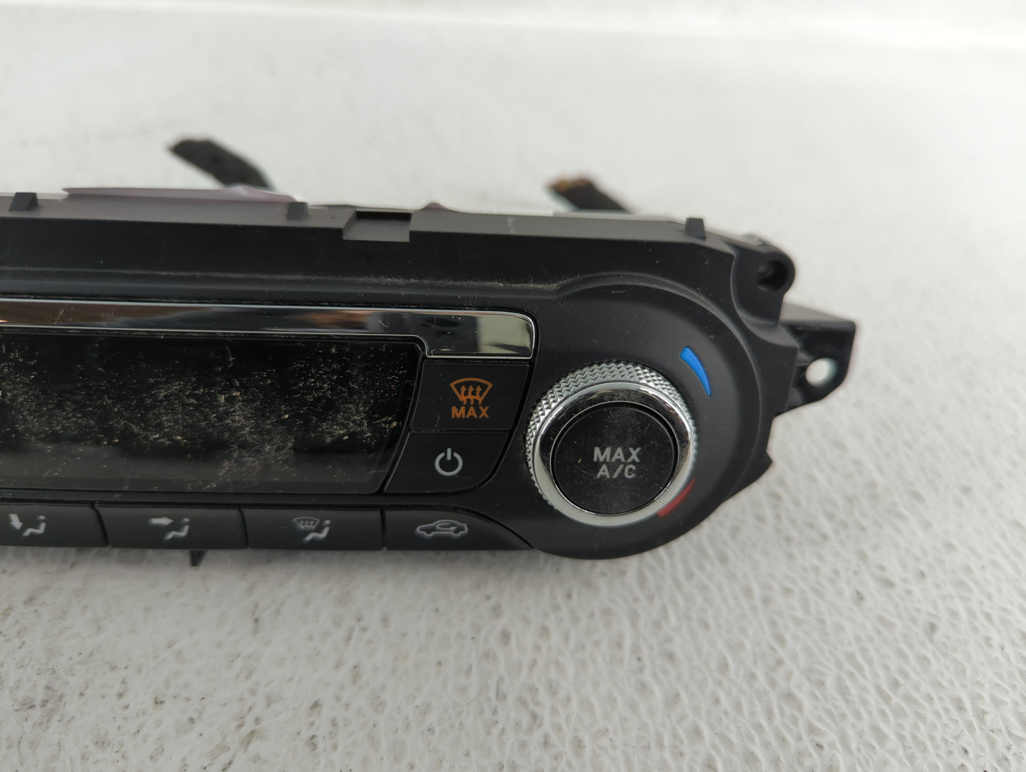 2013-2015 Ford Escape Climate Control Module Temperature AC/Heater Replacement P/N:CJ5T-18C612-BE CJ5T-18C612-AE Fits OEM Us