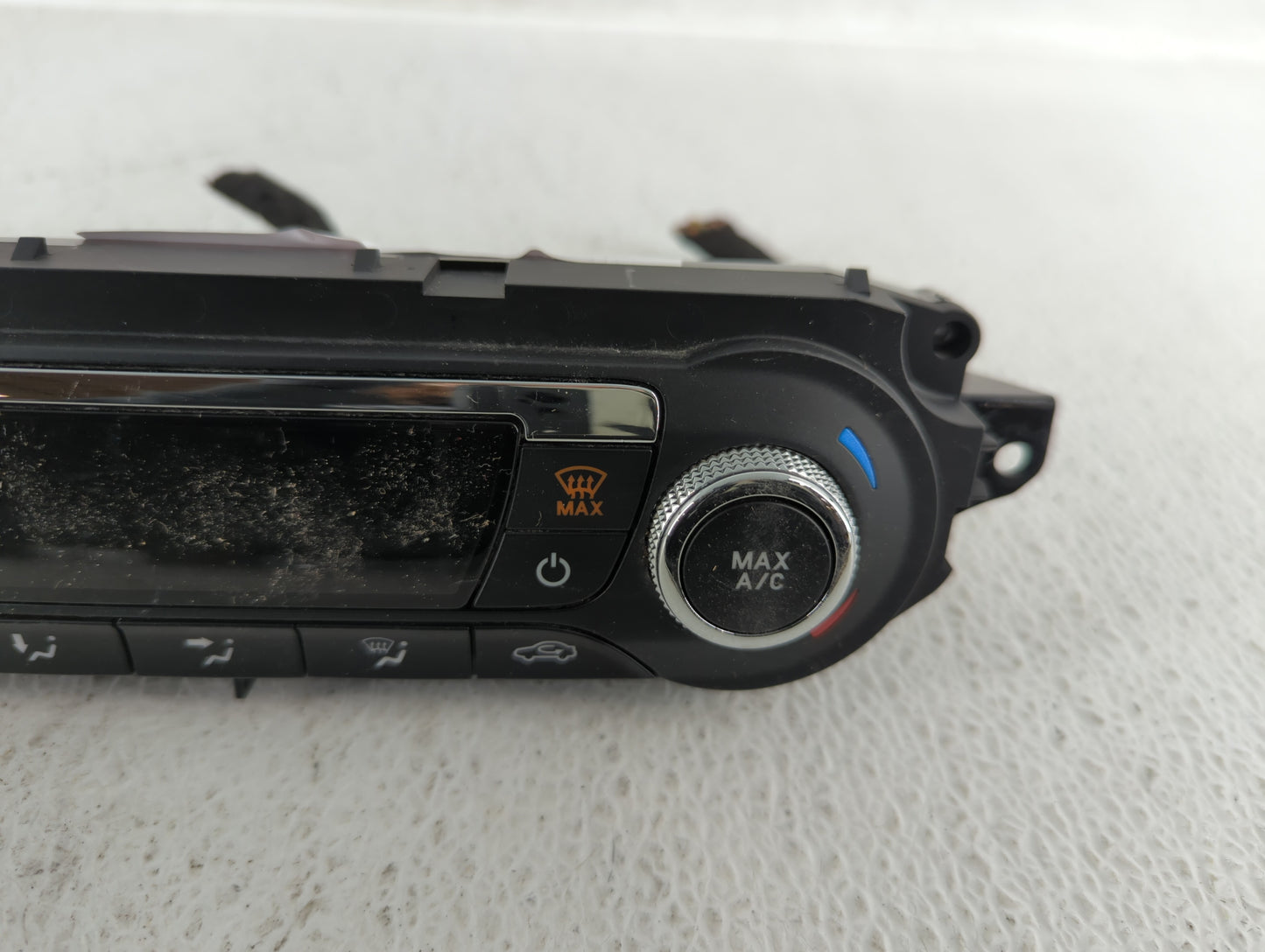 2013-2015 Ford Escape Climate Control Module Temperature AC/Heater Replacement P/N:CJ5T-18C612-BE CJ5T-18C612-AE Fits OEM Us