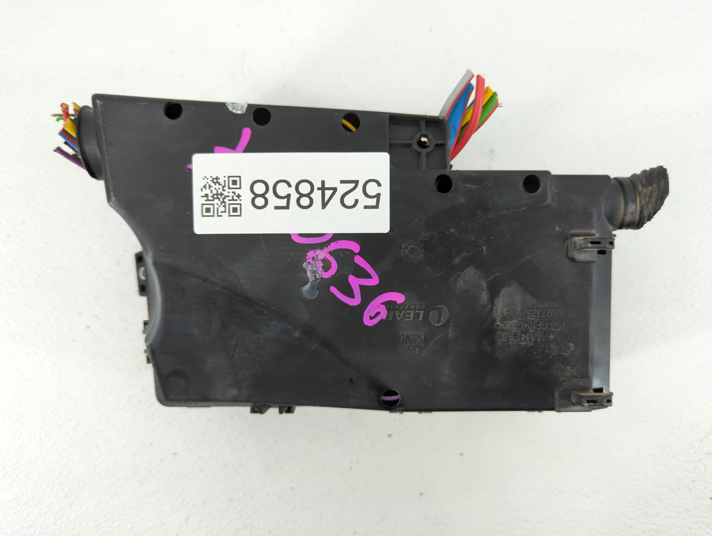 2013-2016 Ford Escape Fusebox Fuse Box Panel Relay Module P/N:AV6T-14A067-AC Fits Fits 2013 2014 2015 2016 OEM Used Auto Par