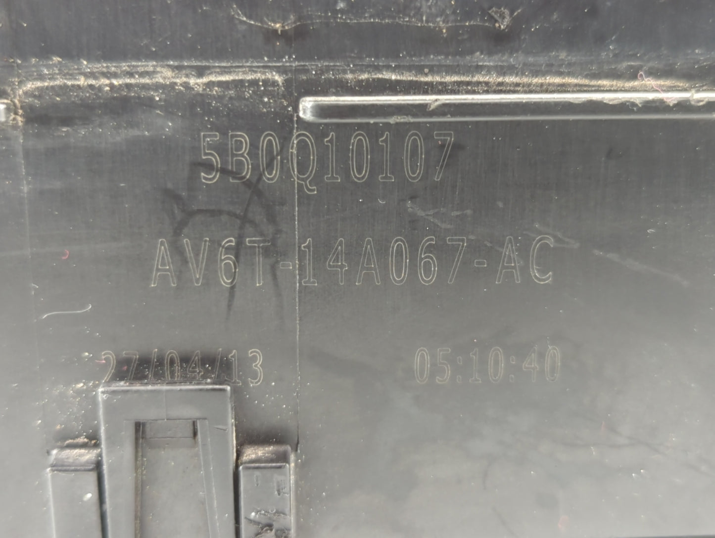 2013-2016 Ford Escape Fusebox Fuse Box Panel Relay Module P/N:AV6T-14A067-AC Fits Fits 2013 2014 2015 2016 OEM Used Auto Par