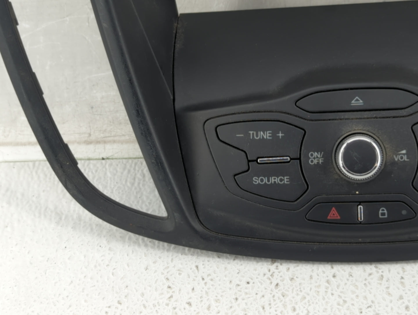 2014 Ford Escape Radio Control Panel - Oemusedautoparts1.com